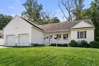42 Highfield Drive 1