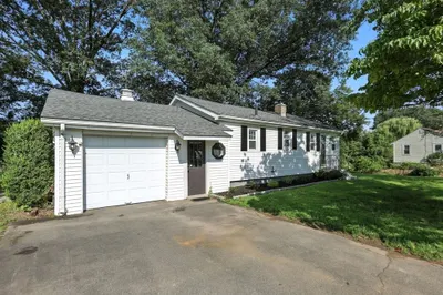69 Willard Ave