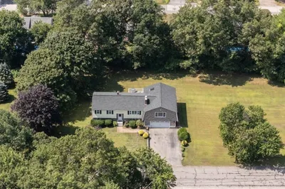 21 Sue Ann Dr 1
