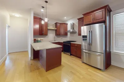 166 Boylston St #3 1