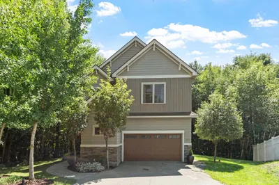127 Boxwood Lane 1