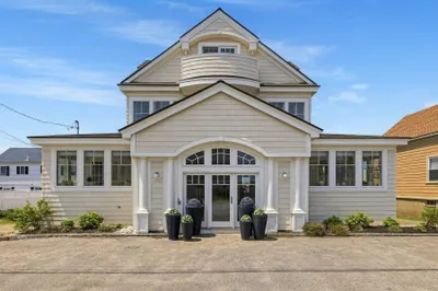 12 Commonwealth Ave 1
