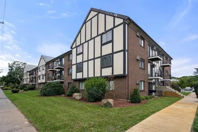 151 Bittersweet Ln #215 1