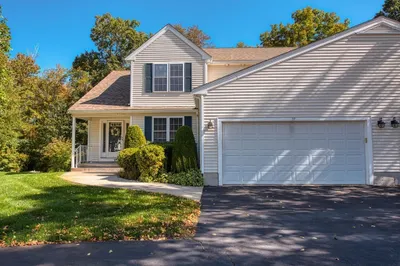 27 Captain Carlson Way #27 1