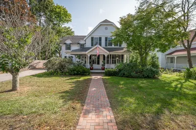 337 Summer St 1