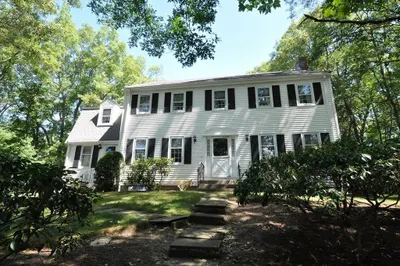 36 Bradyll Road 1