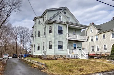 20 Beulah St #2 1