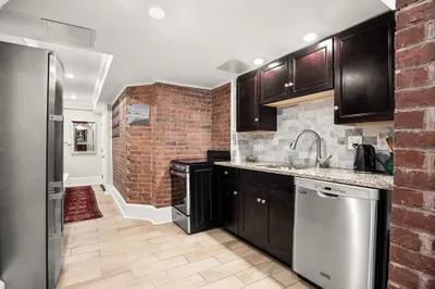 91 Perkins St #1B