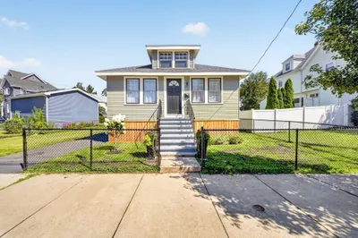 20 Huntley St 1
