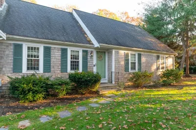 47 Continental Dr