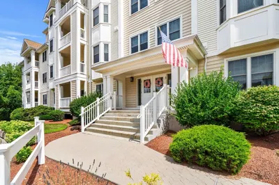 33 Westchester Drive #33 1