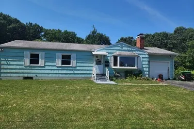 49 Roberts Pond Ln