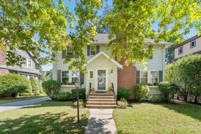 142 Claflin Street 1