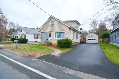 127 Pine St
