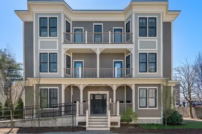 20 Kent Court #3