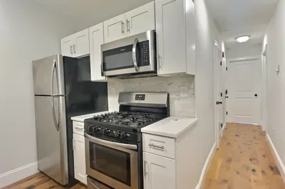255 Paris St #1 1
