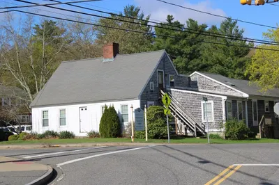 676 Bedford Street 1