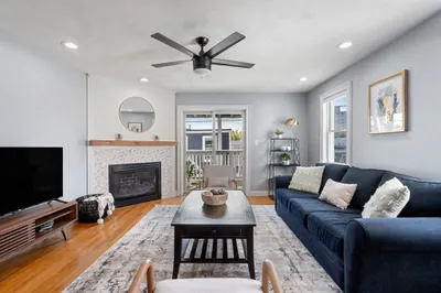 459 E Sixth St #-