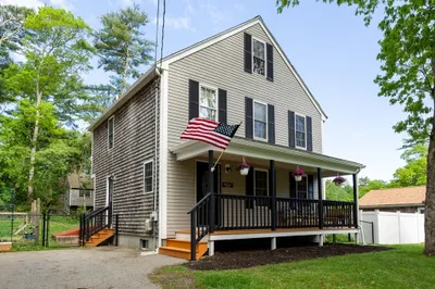 168 Lake Drive 1