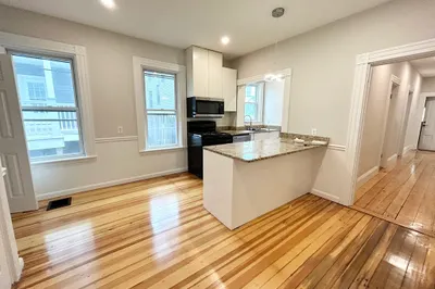 12 Buttonwood St #1 1