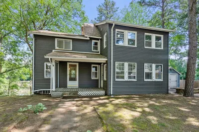 32 Undine Cir