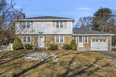 40 Plant Avenue
