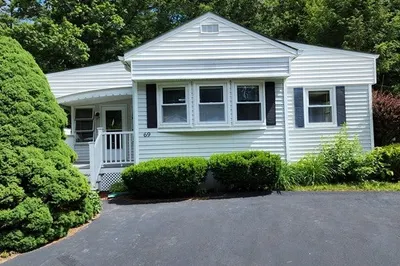 69 Beechwood Rd 1