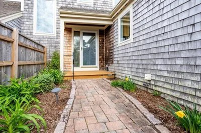 26 Forest Gate #H 1