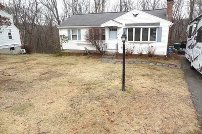 91 Hilldale Rd 1