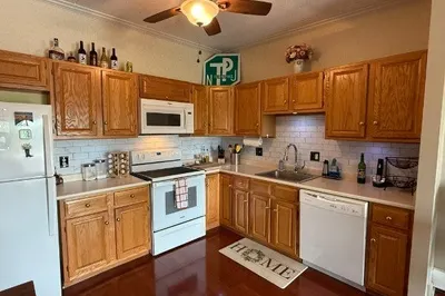 80 N Warren St #43 1