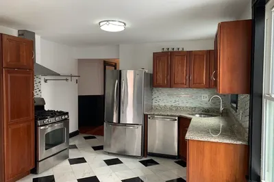 3-5 Mills St #5 1