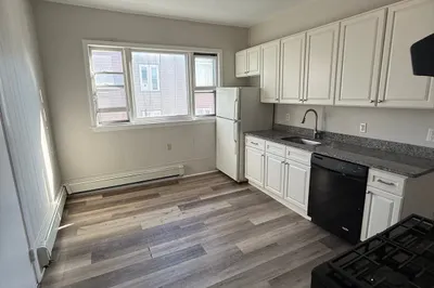 636 Dorchester Ave #3 1