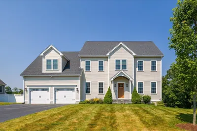 90 Magill Dr