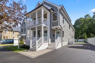 11 Grant Ave #1