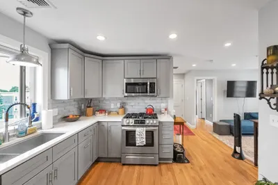 19 Iona Street #3