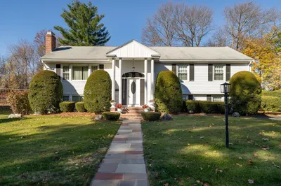 19 Phinney Road 1