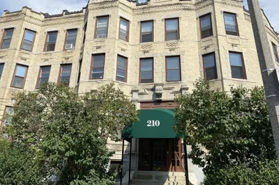 210 Chestnut Hill Ave #3