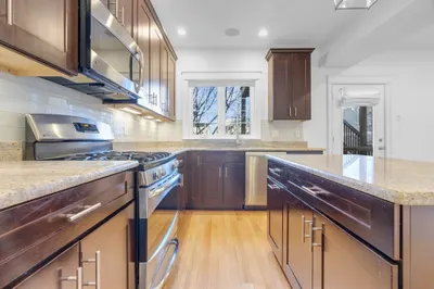 590 East 3rd Street #2