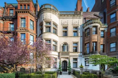304 Commonwealth Ave #PH 1
