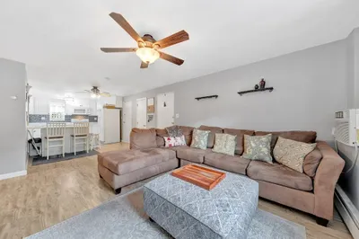 29 Arlington Rd #1-1
