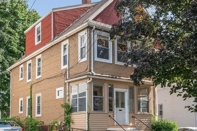108-110 Ashland St