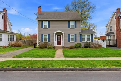 42 Reed St 1