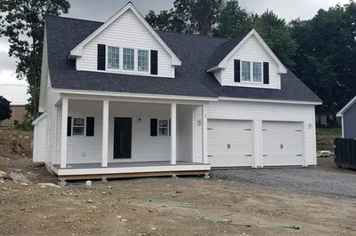 2 Briggs Circle 1