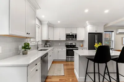 22 Pond St #2