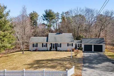 65 Enterprise St 1