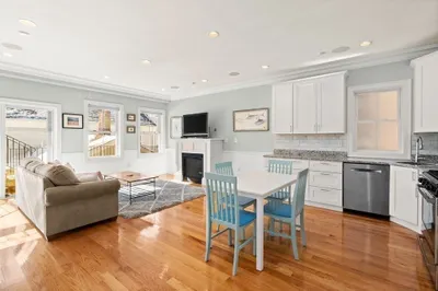 269 Emerson St #1