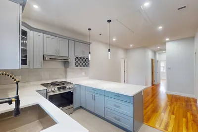 14 King St #3 1