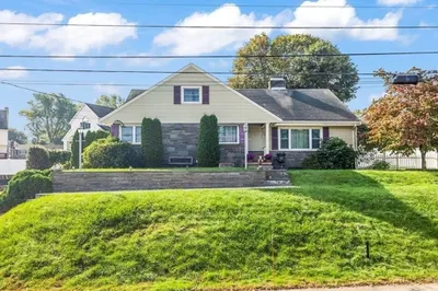 3 Greenview Rd #3