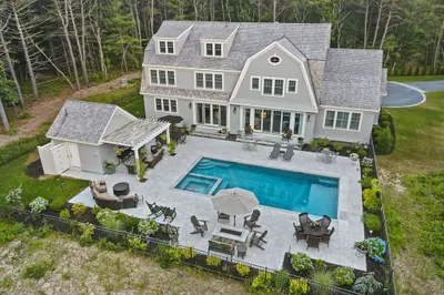 444 Vineyard Rd 1