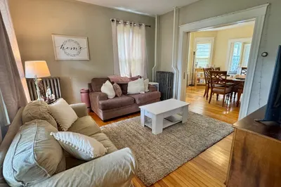 17 Chase Ave #1